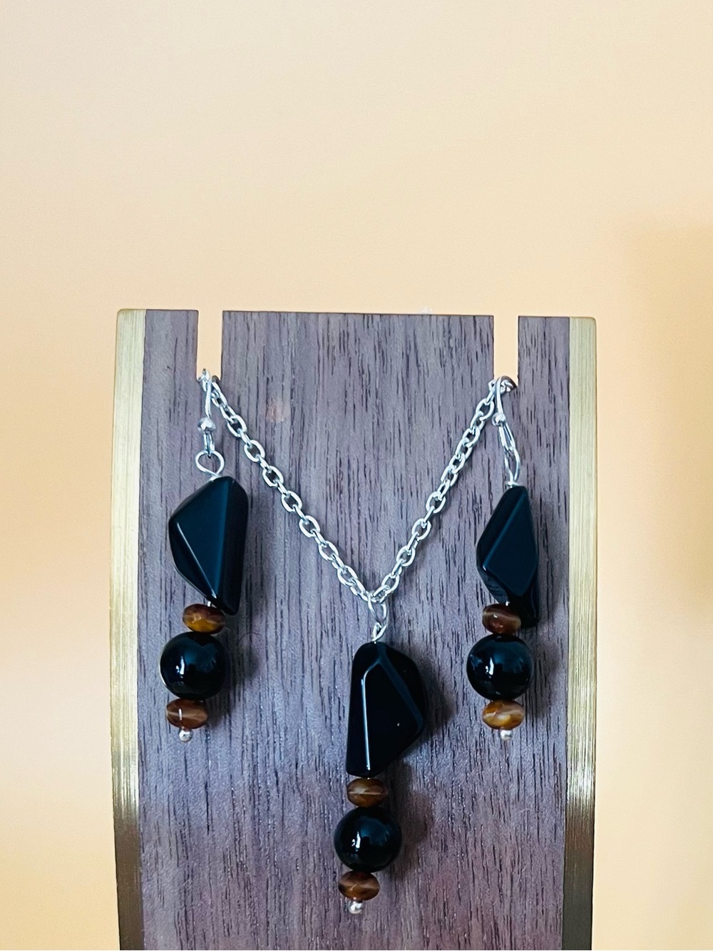 Elegant Black and Brown Earrings Set